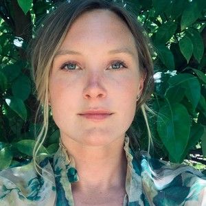 Meet your Posher, Becca